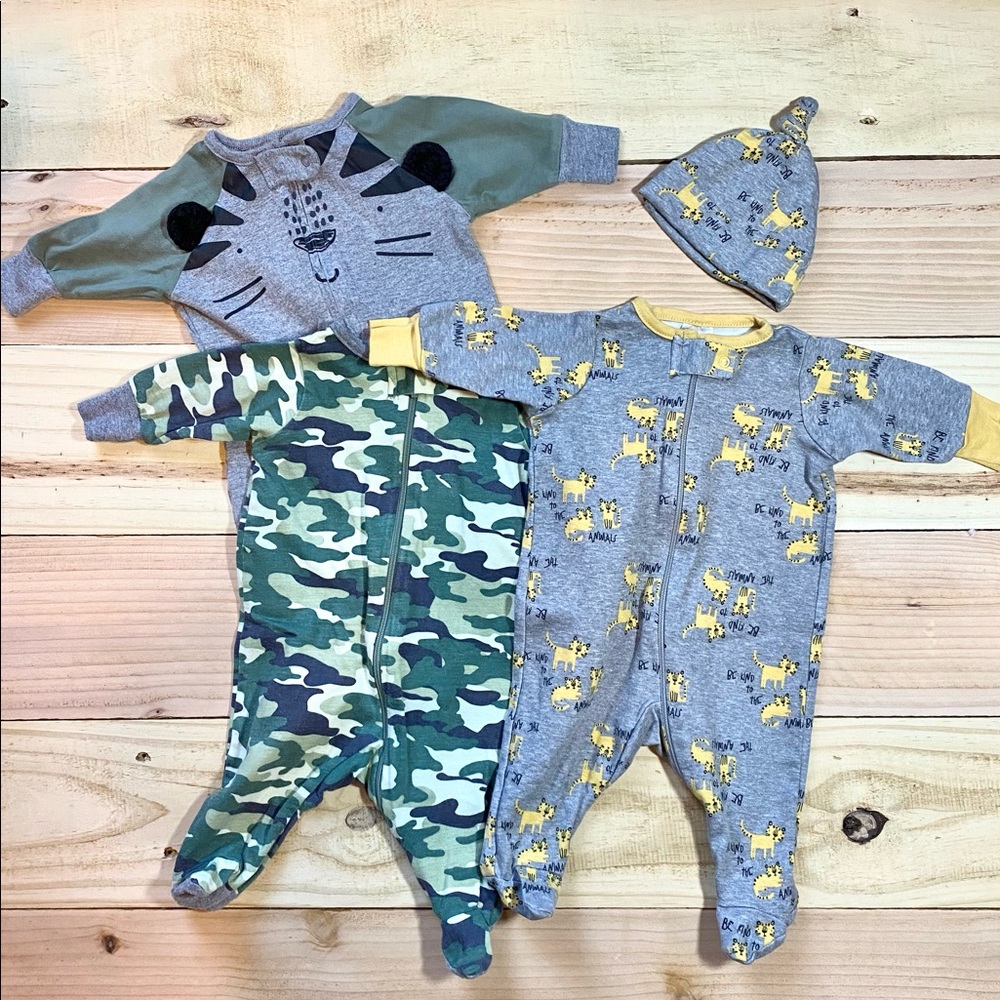 🔥 $5 -Gerber Footies- Great Condition